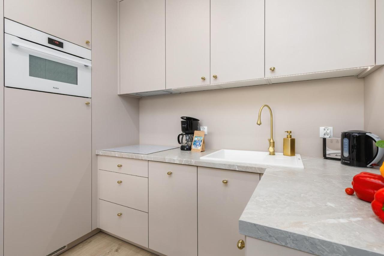 Seaside Apartamenty Baltycka 22 Kolobrzeg, Parking W Cenie Bagian luar foto