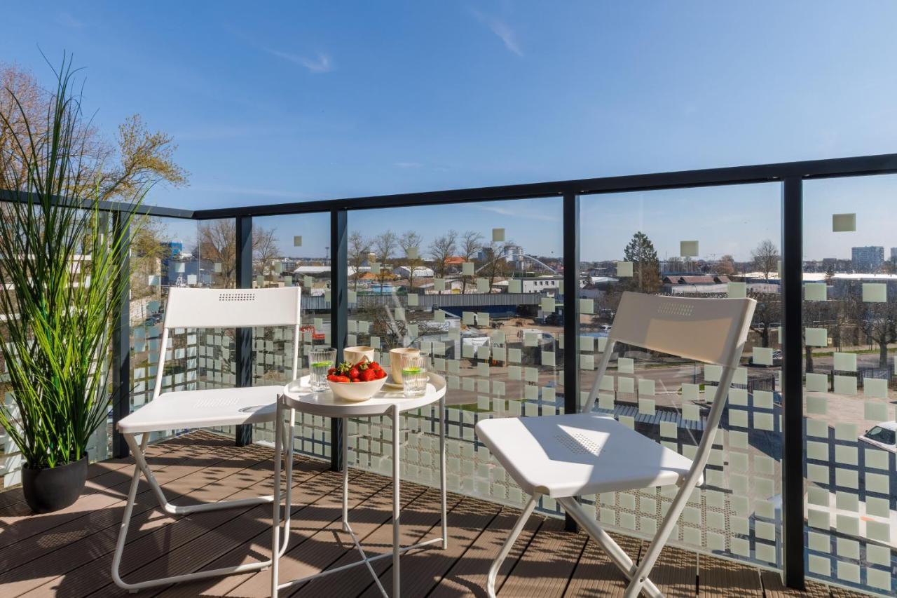 Seaside Apartamenty Baltycka 22 Kolobrzeg, Parking W Cenie Bagian luar foto