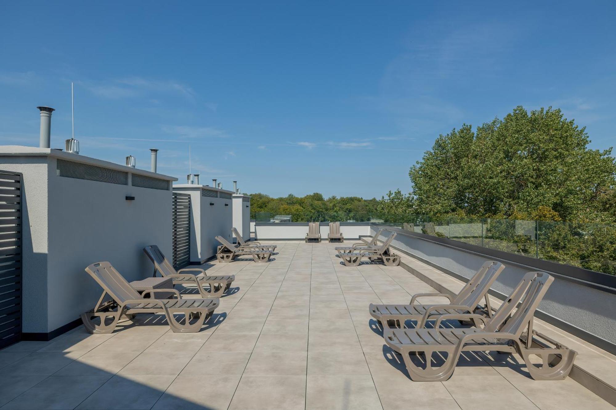 Seaside Apartamenty Baltycka 22 Kolobrzeg, Parking W Cenie Bagian luar foto